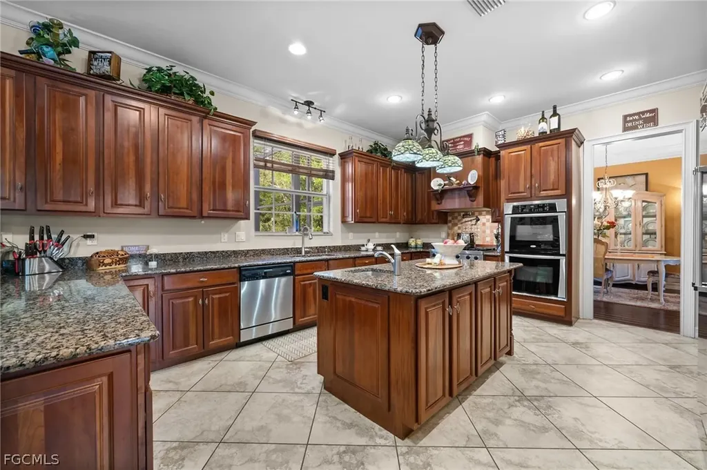 13350 Shetland Lane Fort Myers FL 33912