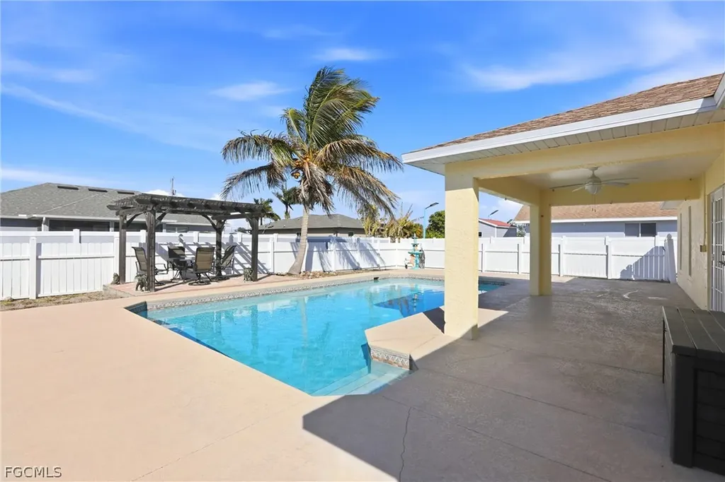 1209 NW 19th Street Cape Coral FL 33993