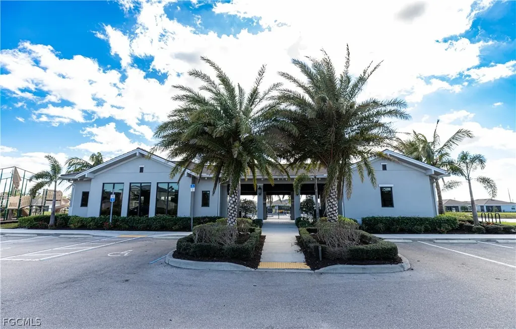 3650 Crimson Lane Fort Myers FL 33916