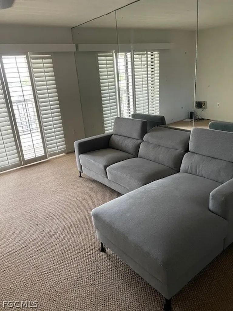 2121 Collier Avenue Fort Myers FL 33901