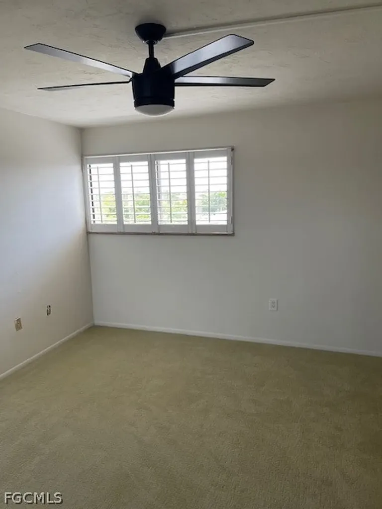 2121 Collier Avenue Fort Myers FL 33901