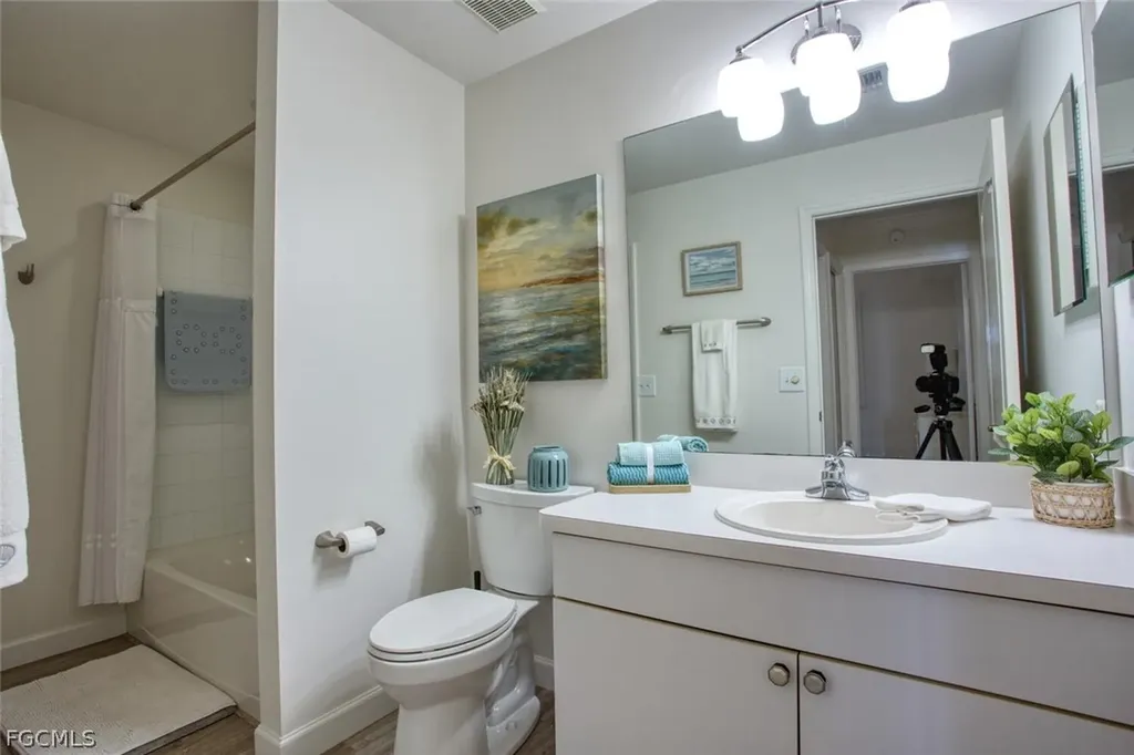 8096 Queen Palm Lane Fort Myers FL 33966