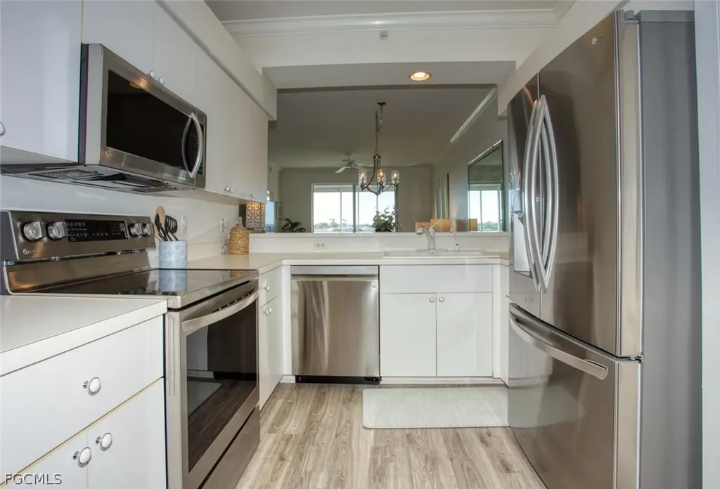 8096 Queen Palm Lane Fort Myers FL 33966