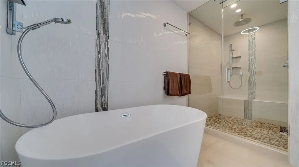 5331 Mayfair Court Cape Coral FL 33904