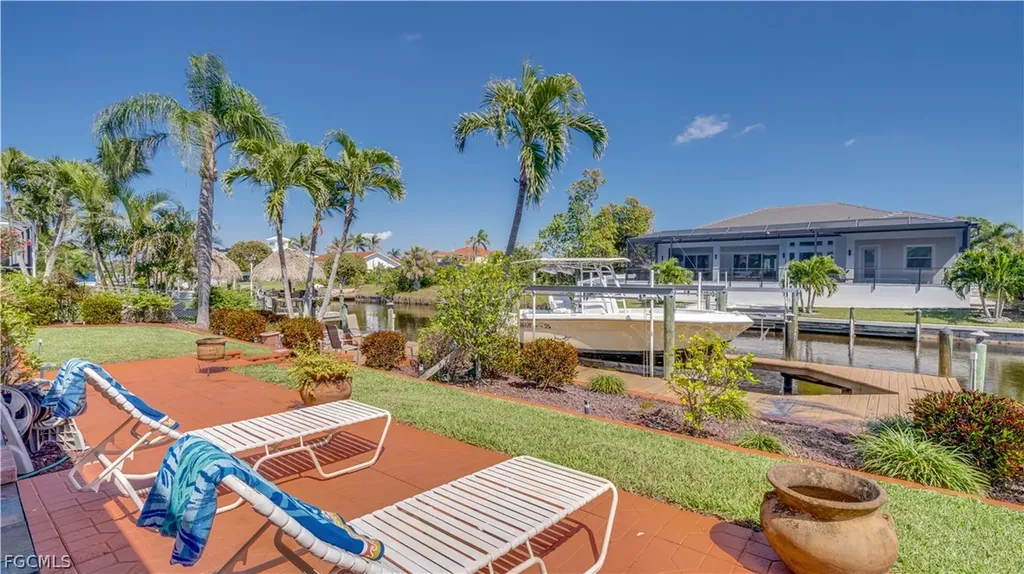 5331 Mayfair Court Cape Coral FL 33904