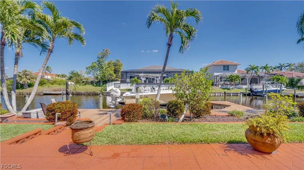 5331 Mayfair Court Cape Coral FL 33904