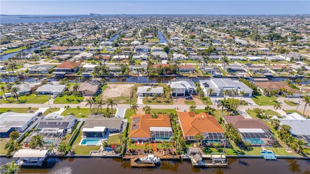 5331 Mayfair Court Cape Coral FL 33904