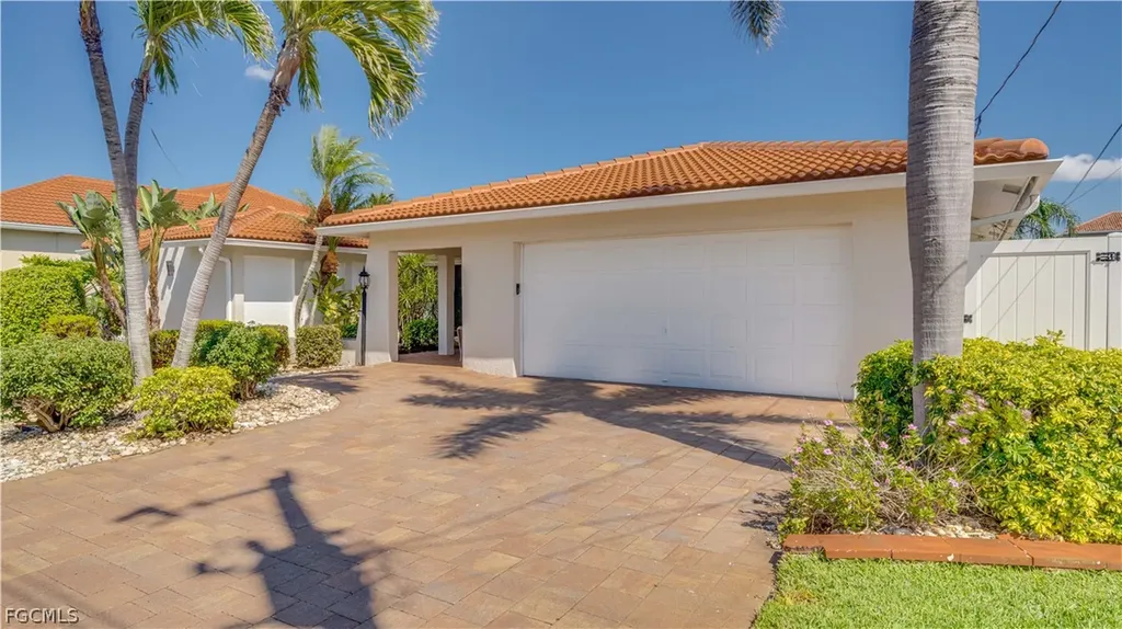 5331 Mayfair Court Cape Coral FL 33904