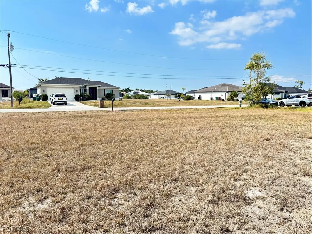 2347 NW 38th Avenue Cape Coral FL 33993