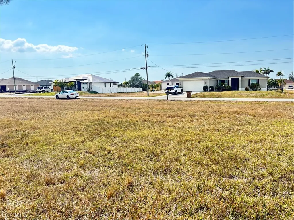 2347 NW 38th Avenue Cape Coral FL 33993