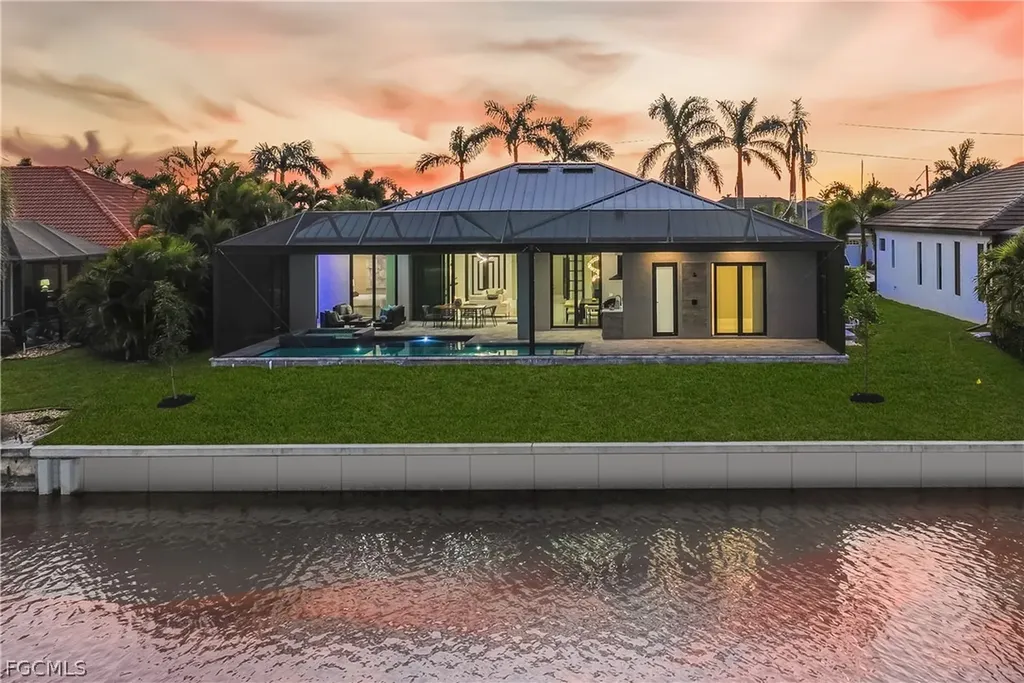3102 SW 26th Avenue Cape Coral FL 33914