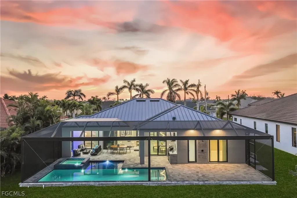 3102 SW 26th Avenue Cape Coral FL 33914