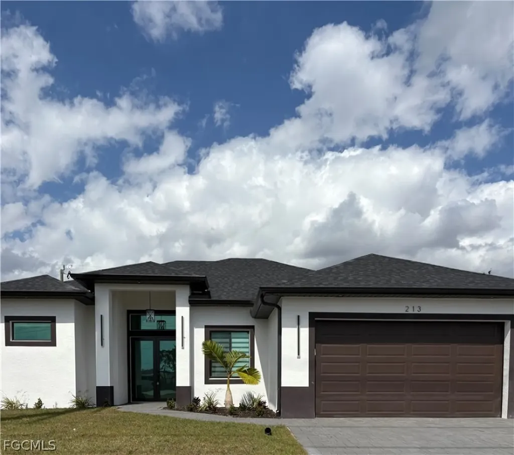 213 Kismet Parkway E Cape Coral FL 33909