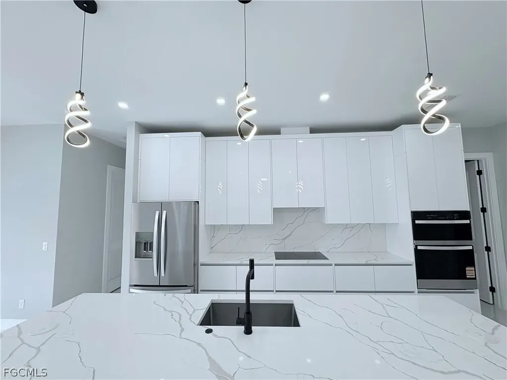 213 Kismet Parkway E Cape Coral FL 33909