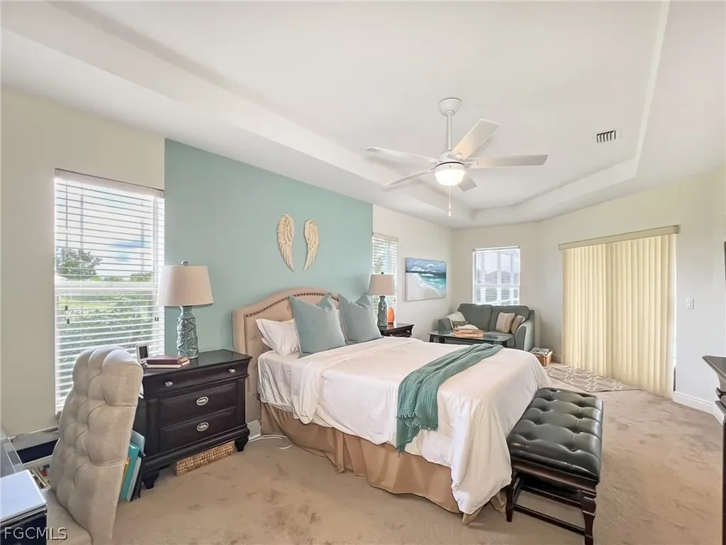 1325 NE 5th Place Cape Coral FL 33909