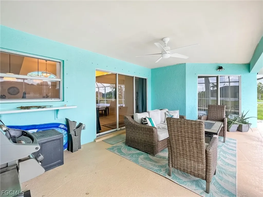 1325 NE 5th Place Cape Coral FL 33909
