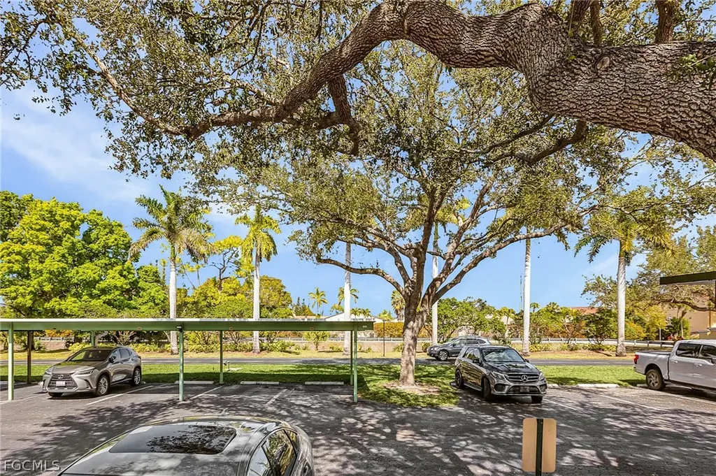 12500 Equestrian Circle Fort Myers FL 33907