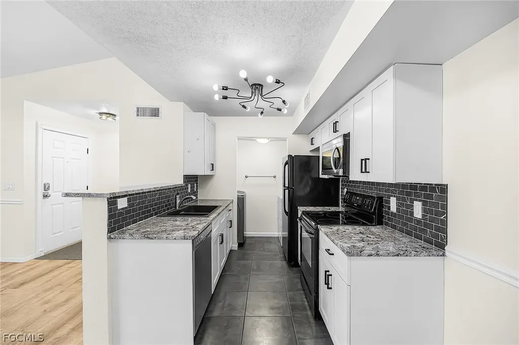12500 Equestrian Circle Fort Myers FL 33907
