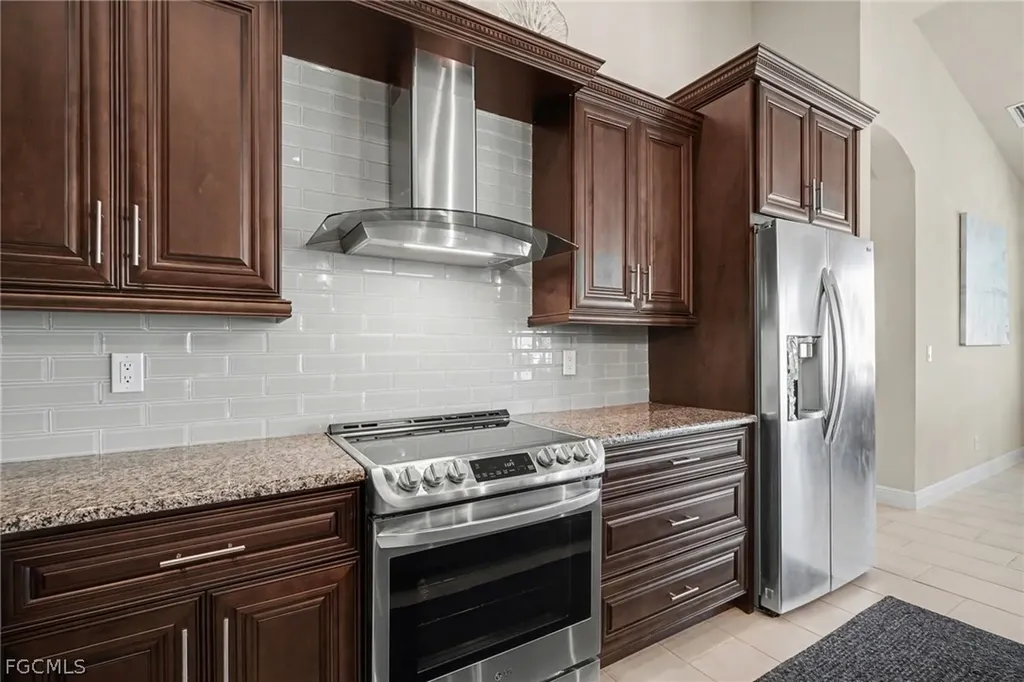 4321 NW 33rd Street Cape Coral FL 33993