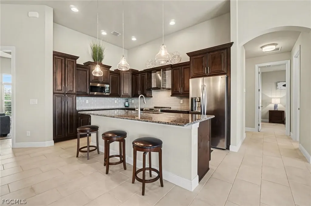 4321 NW 33rd Street Cape Coral FL 33993