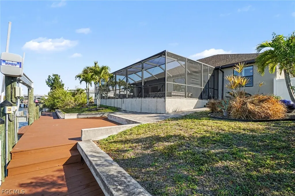 4321 NW 33rd Street Cape Coral FL 33993