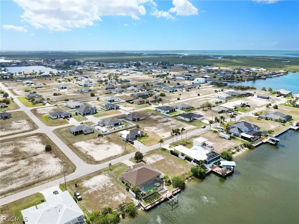 4321 NW 33rd Street Cape Coral FL 33993