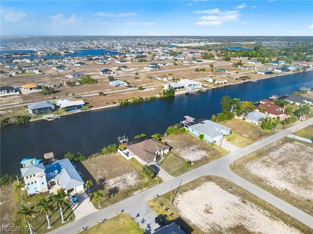 4321 NW 33rd Street Cape Coral FL 33993