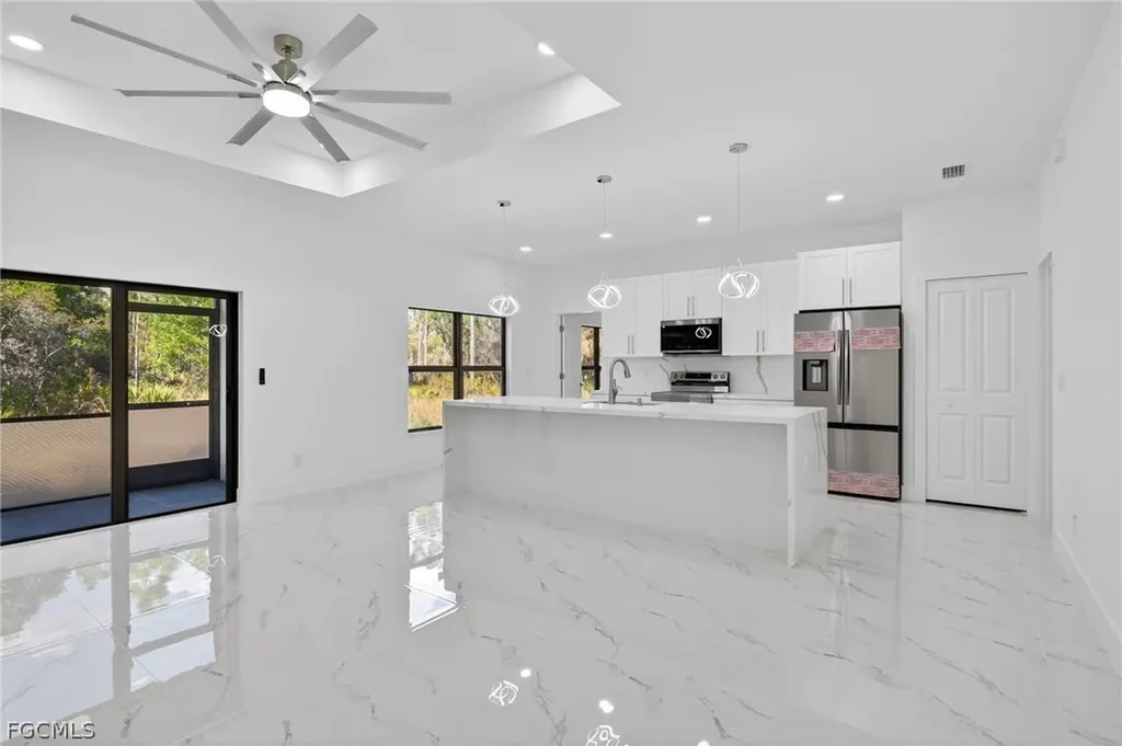 1103 E 7th Street Lehigh Acres FL 33972
