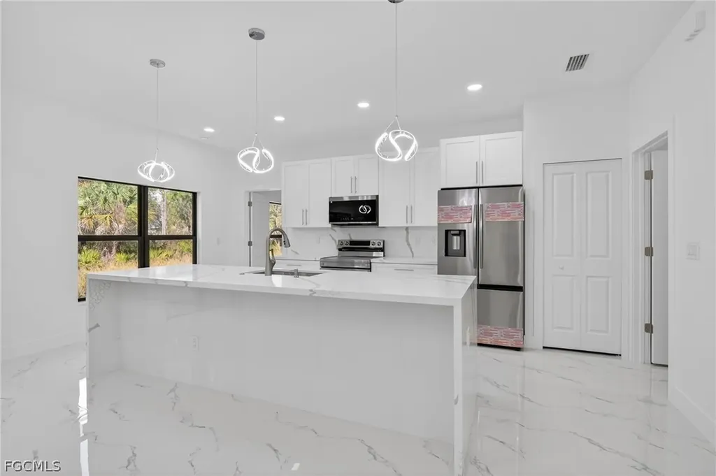 1103 E 7th Street Lehigh Acres FL 33972