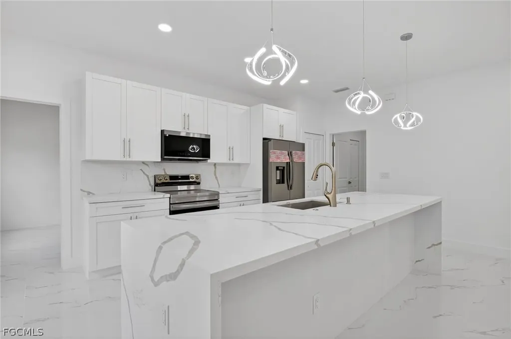 1103 E 7th Street Lehigh Acres FL 33972
