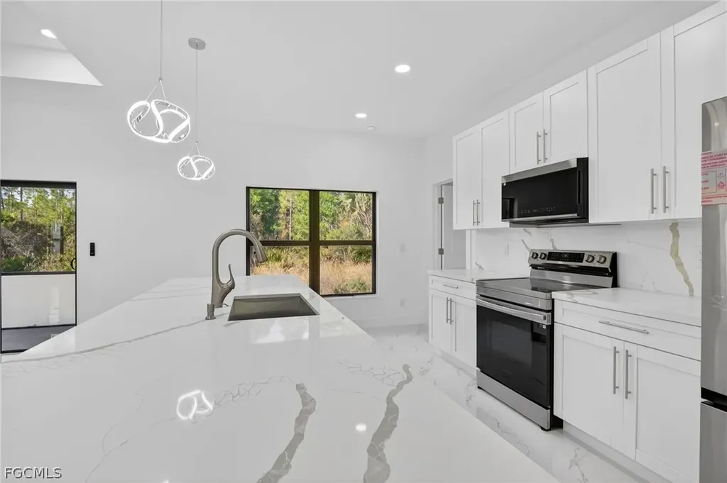 1103 E 7th Street Lehigh Acres FL 33972