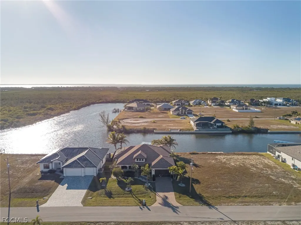 2828 NW 46th Avenue Cape Coral FL 33993