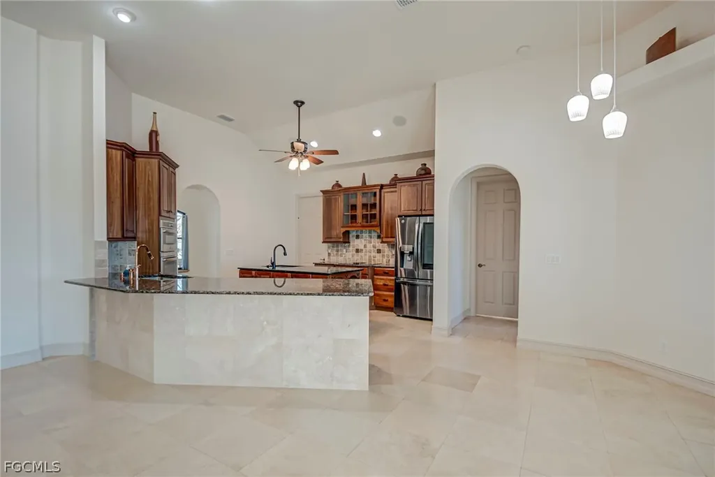2828 NW 46th Avenue Cape Coral FL 33993