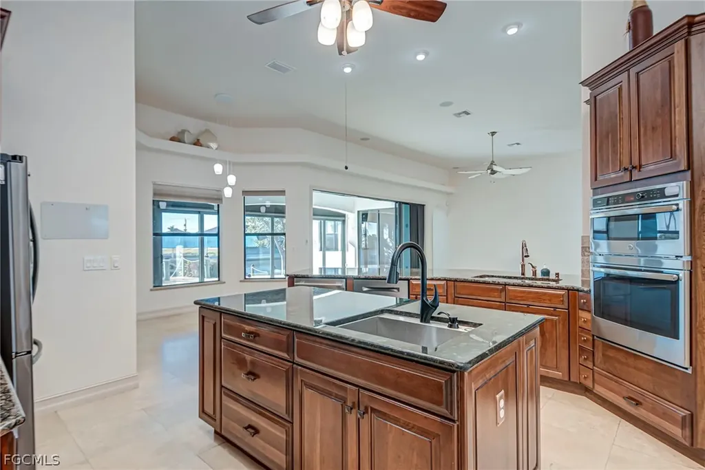 2828 NW 46th Avenue Cape Coral FL 33993