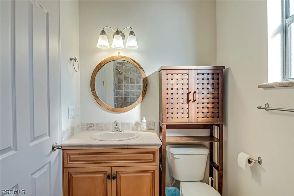 2828 NW 46th Avenue Cape Coral FL 33993