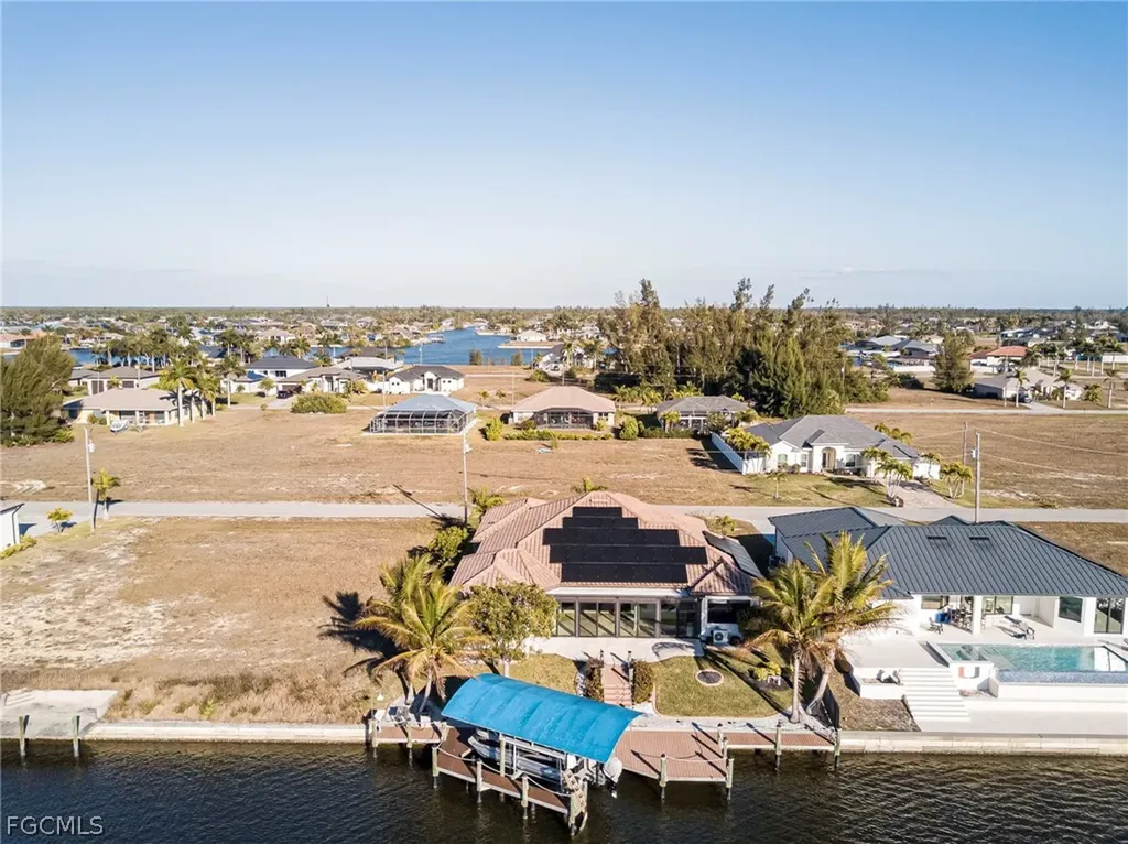 2828 NW 46th Avenue Cape Coral FL 33993