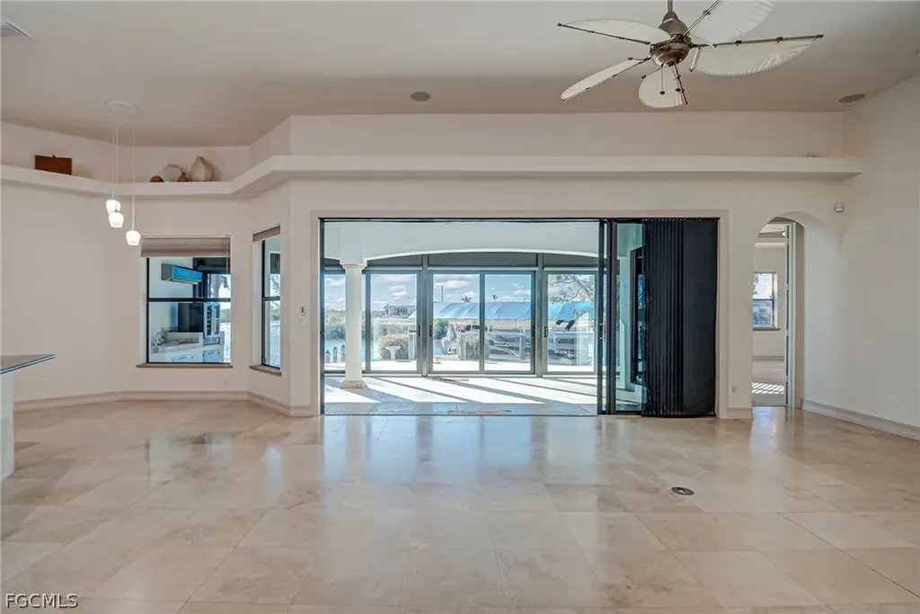 2828 NW 46th Avenue Cape Coral FL 33993