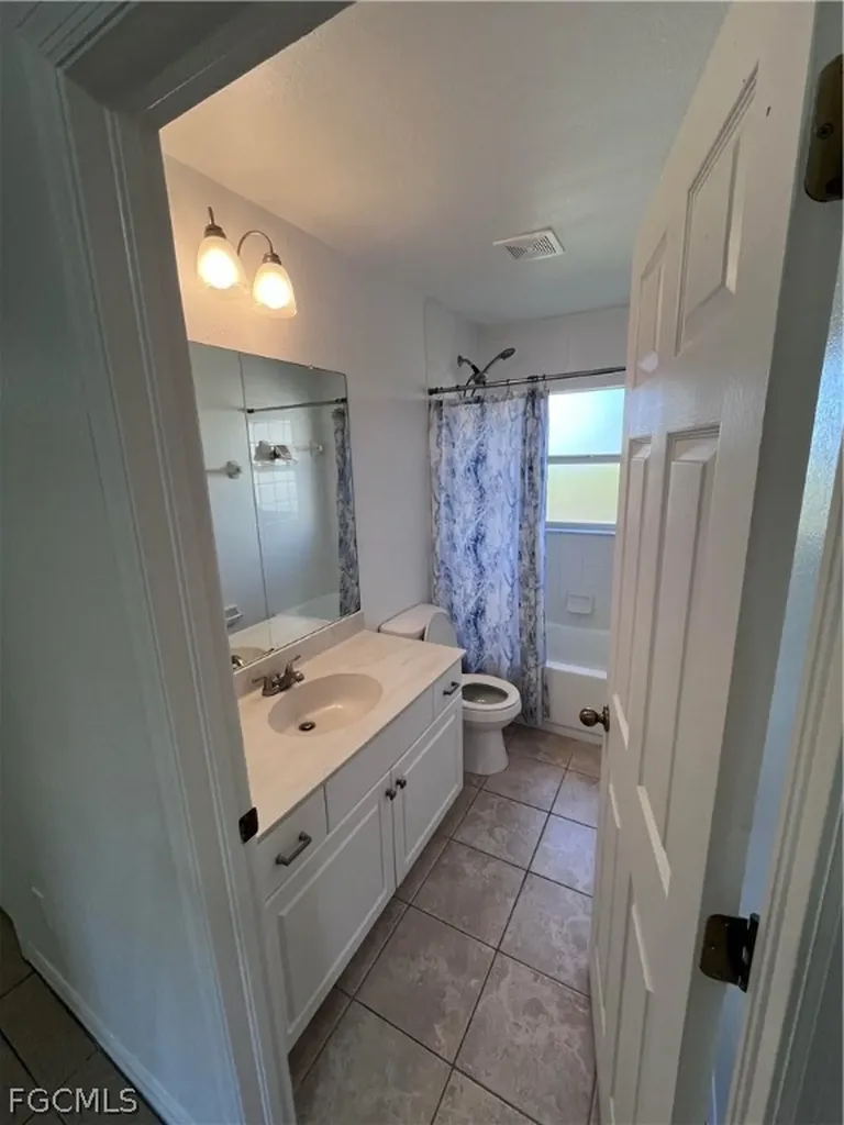 1066 Barnett Street E Lehigh Acres FL 33974
