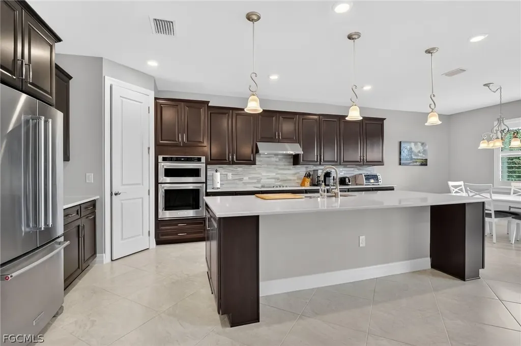 11279 Thurston Chase Fort Myers FL 33913