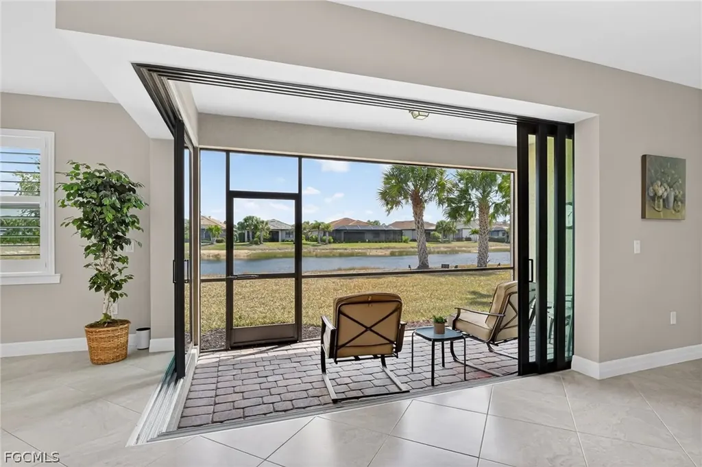 11279 Thurston Chase Fort Myers FL 33913