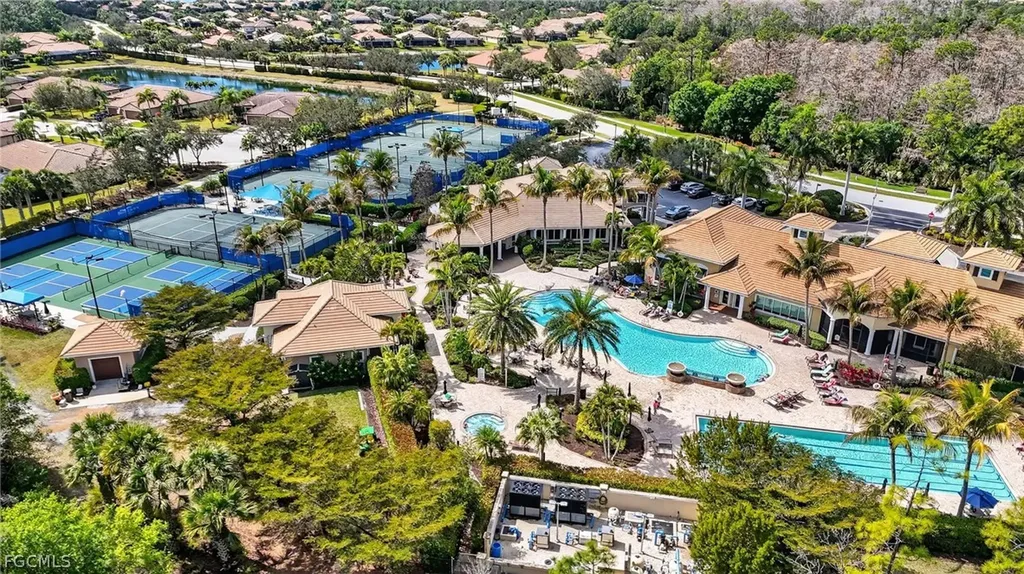 11279 Thurston Chase Fort Myers FL 33913
