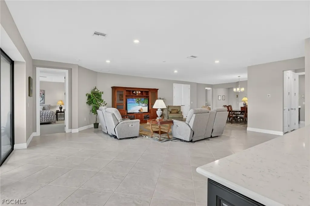 11279 Thurston Chase Fort Myers FL 33913