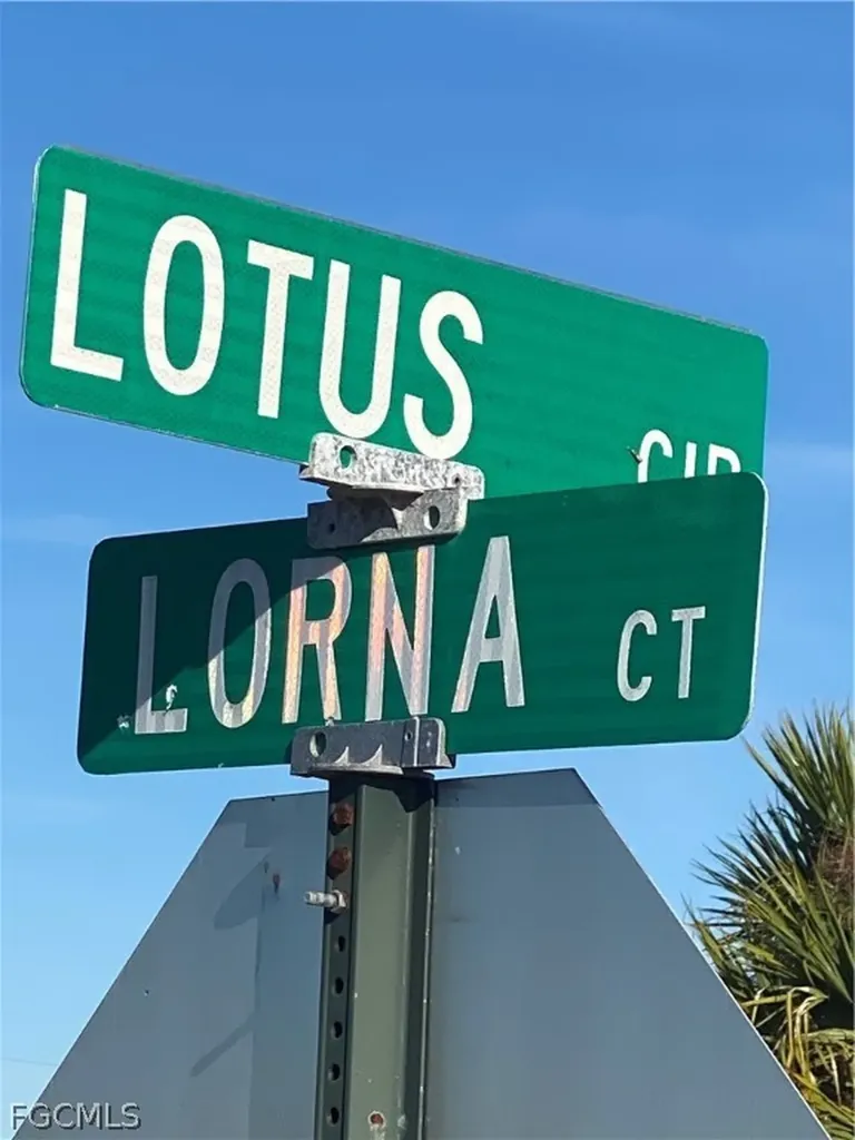 7034 Lotus Circle Labelle FL 33935