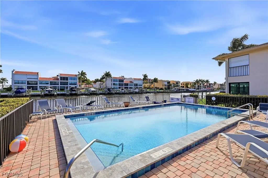 4005 SE 19th Place Cape Coral FL 33904