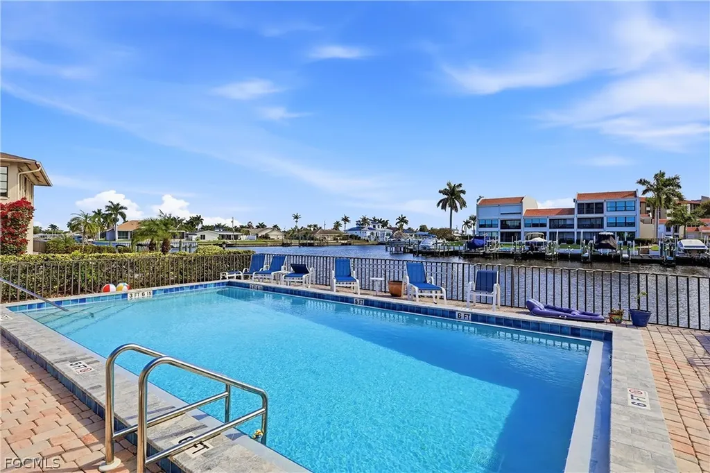 4005 SE 19th Place Cape Coral FL 33904