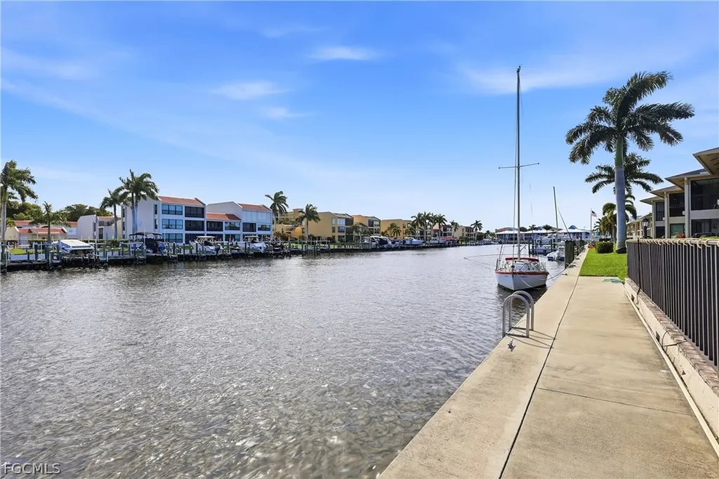 4005 SE 19th Place Cape Coral FL 33904