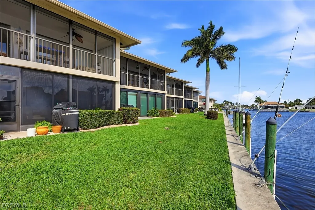 4005 SE 19th Place Cape Coral FL 33904