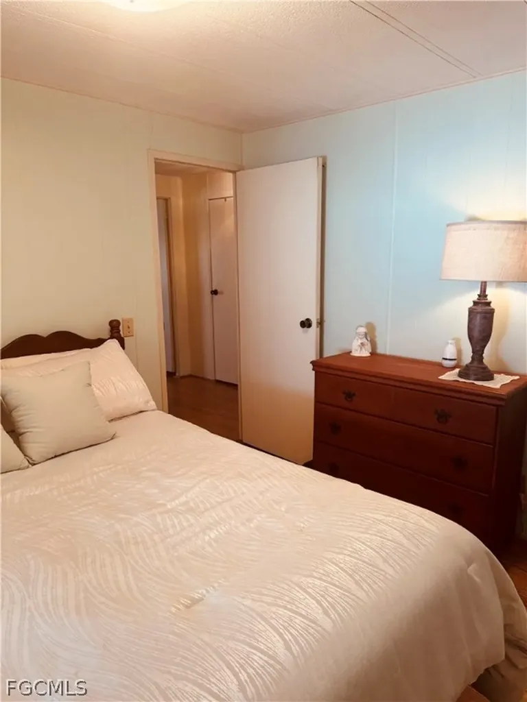 11 Poinsettia Drive Fort Myers FL 33905