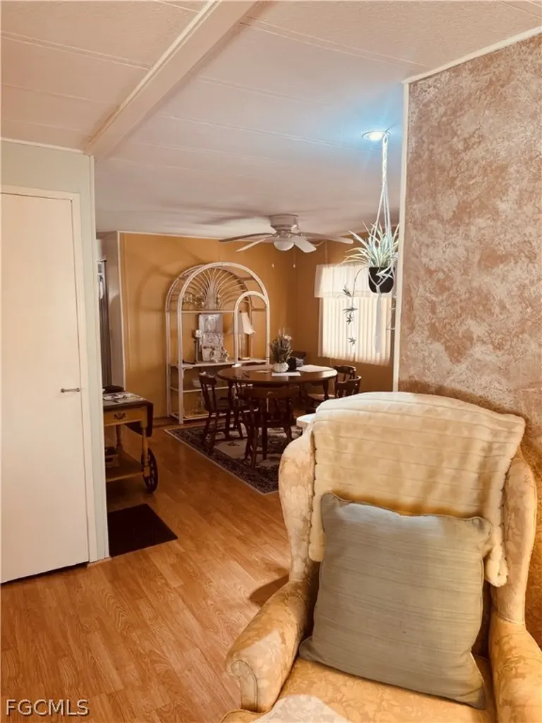 11 Poinsettia Drive Fort Myers FL 33905