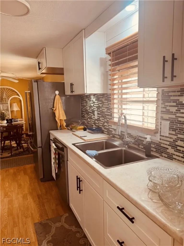 11 Poinsettia Drive Fort Myers FL 33905